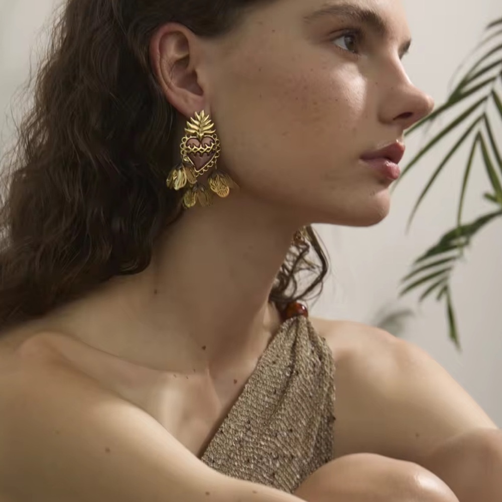 Anthropologie Statement Sacred Heart Drop Earrings ✨ - Picture 5 of 6